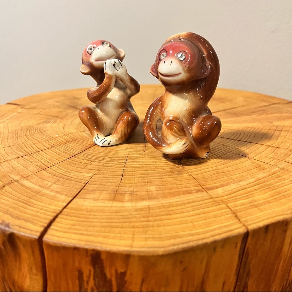 Vintage MCM Monkey Salt & Pepper Shakers Rhinestone Eyes 1950s Japan Ceramic EUC
